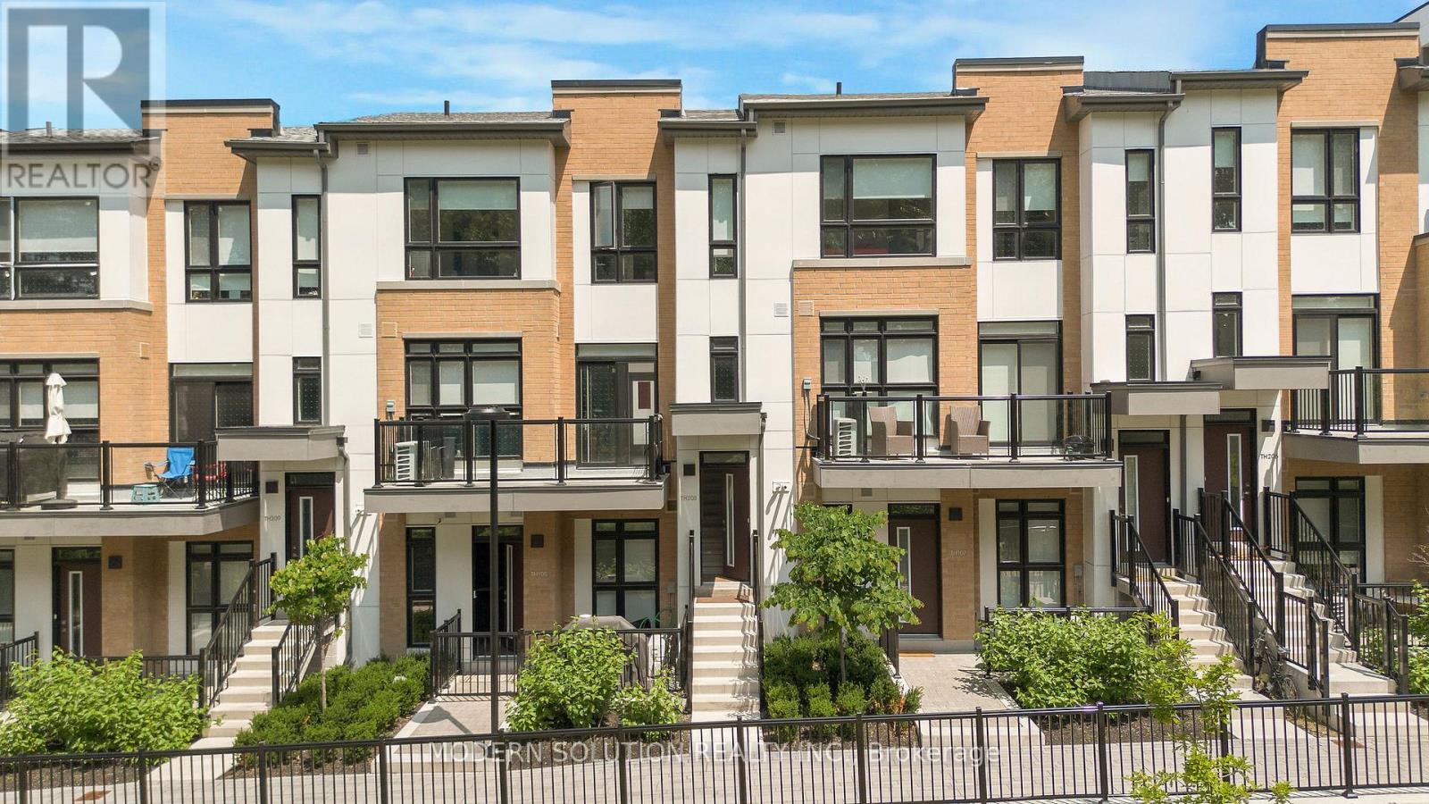 Townhouse at 208 - 155 CANON JACKSON DRIVE, Toronto (Beechborough-Greenbrook)