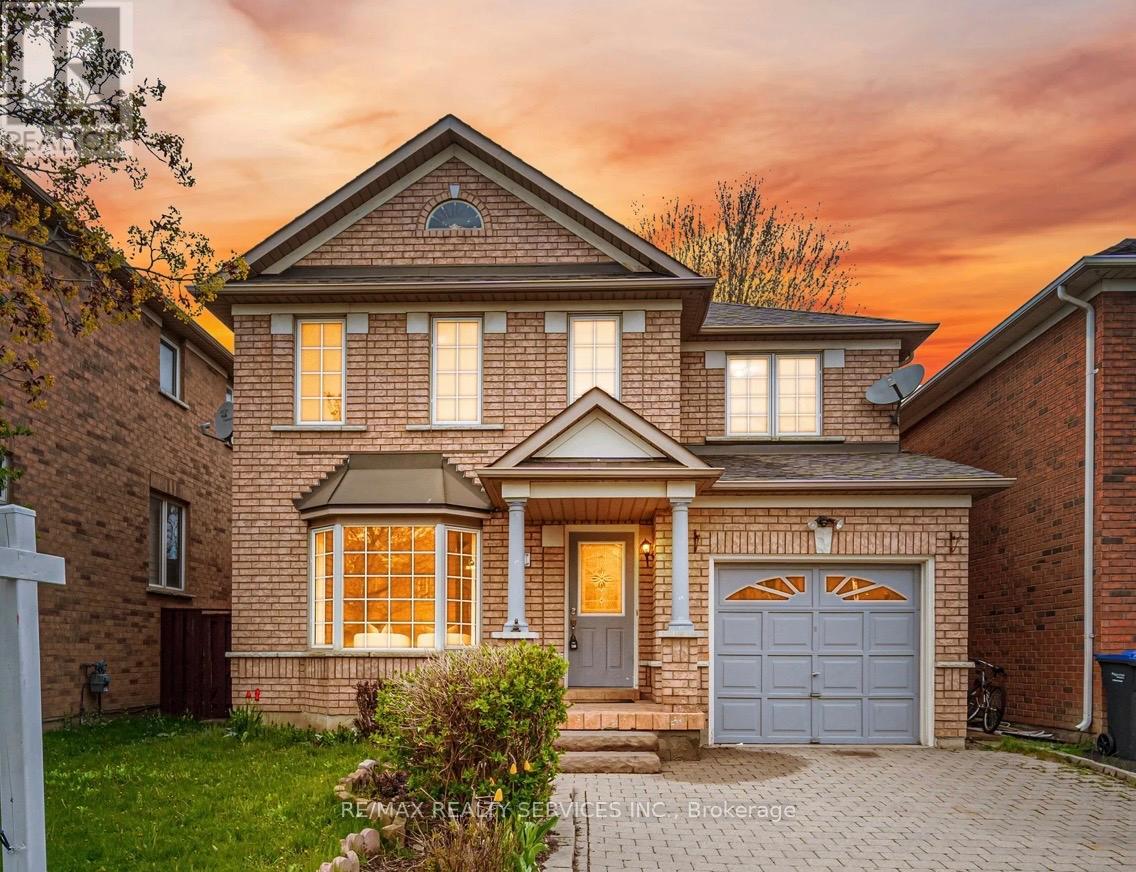 Detached at 21 UPPER HIGHLANDS DRIVE, Brampton (Heart Lake East)