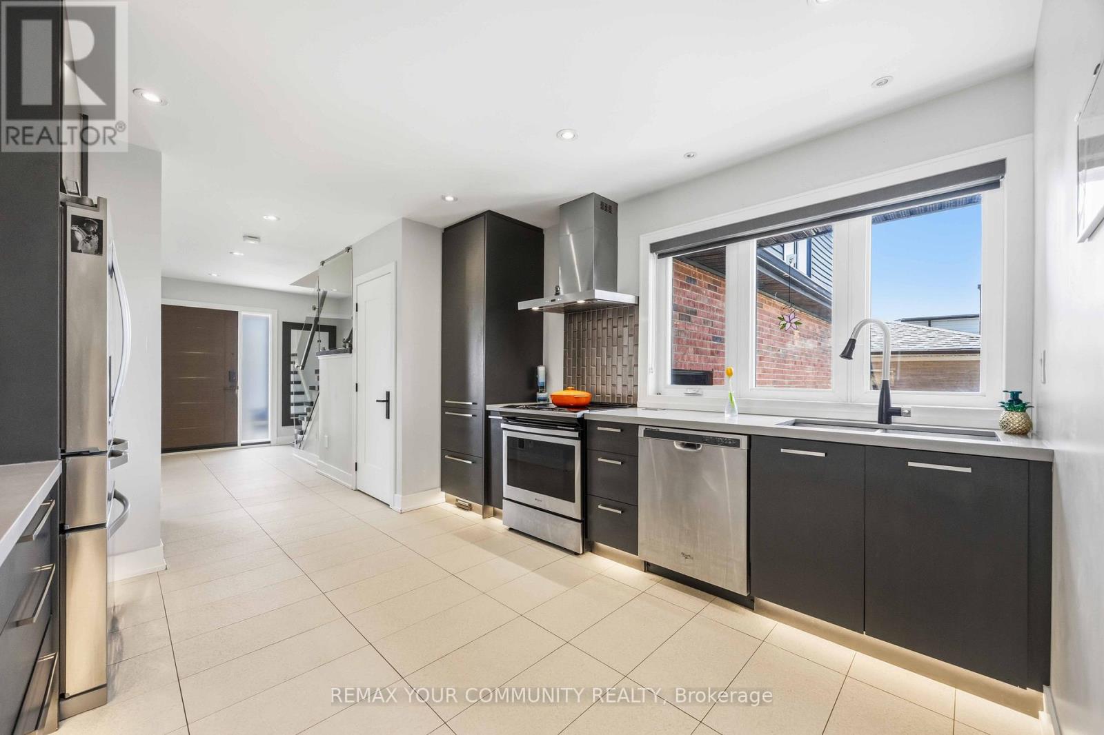 Detached at 34 WALWYN AVENUE, Toronto