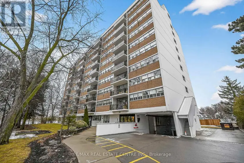 Apartment at 702 - 212 KERR STREET, Oakville