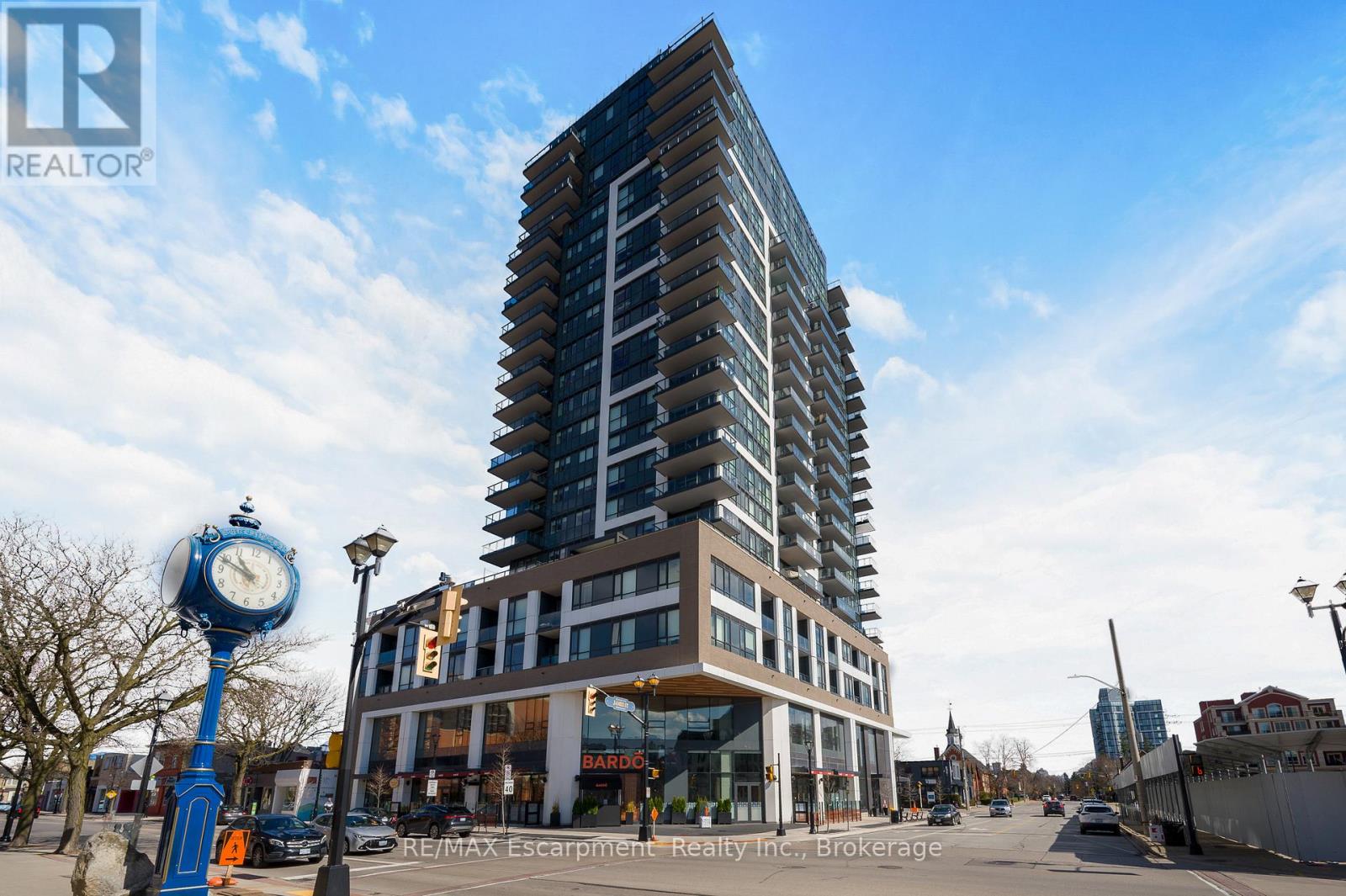 Apartment at 704 - 2007 JAMES STREET, Burlington (Brant)