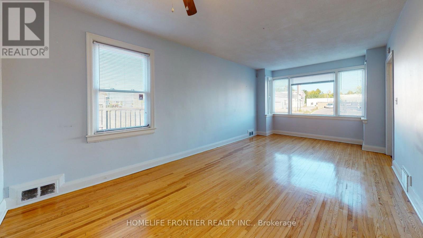 Detached at 191 QUEEN STREET E, Brampton (Queen Street Corridor)