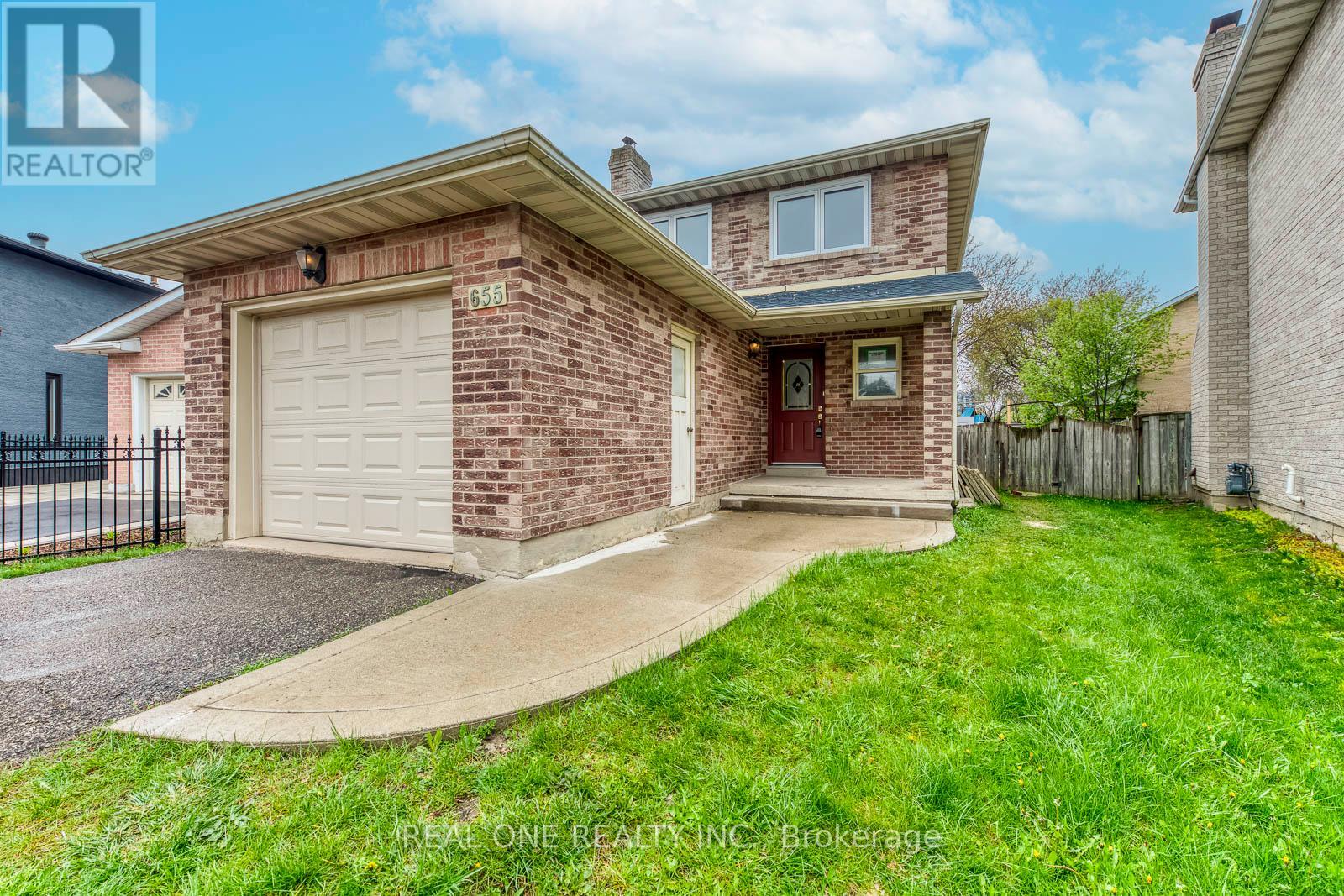 Detached at 655 PARAGON PLACE E, Mississauga (Creditview)