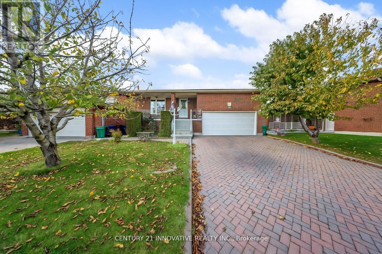 Detached at 816 WILLOWBANK TRAIL, Mississauga