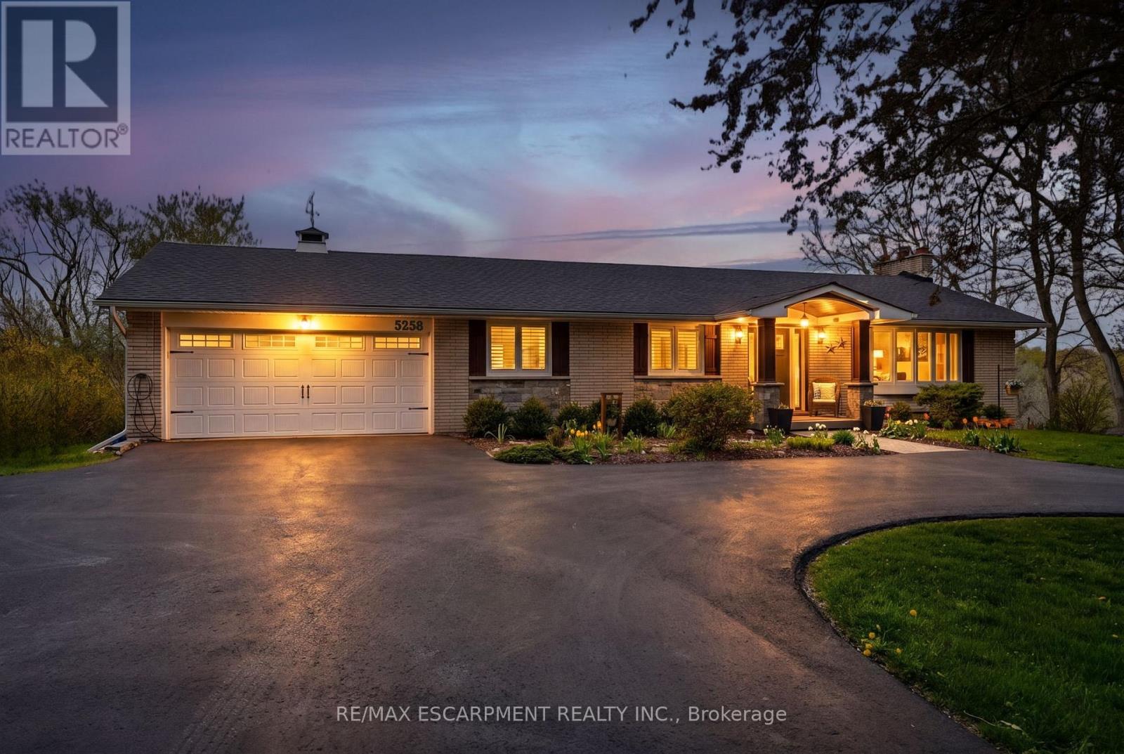 Detached at 5258 CEDAR SPRINGS ROAD, Burlington