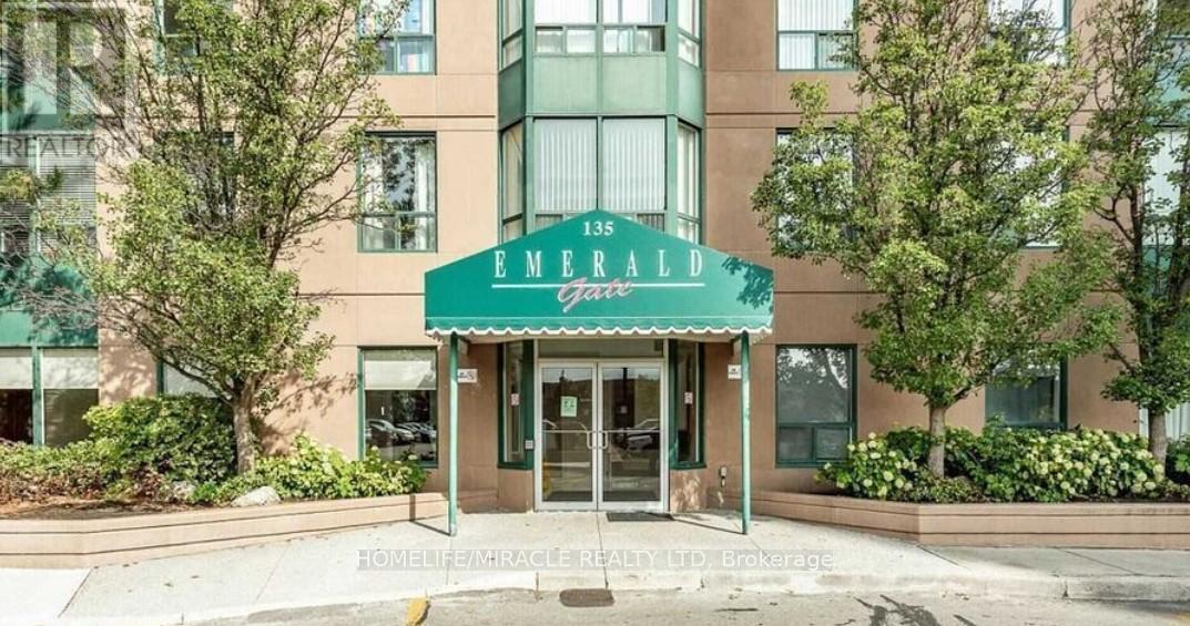 Apartment at 204 - 135 HILLCREST AVENUE, Mississauga (Cooksville)