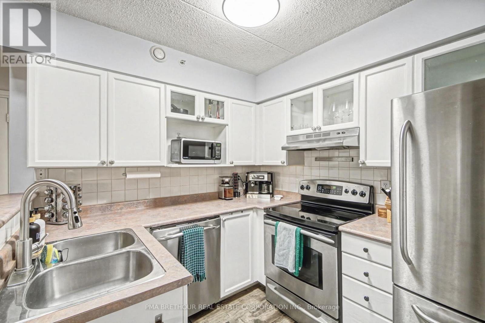 Apartment at 106 - 4003 KILMER DRIVE, Burlington