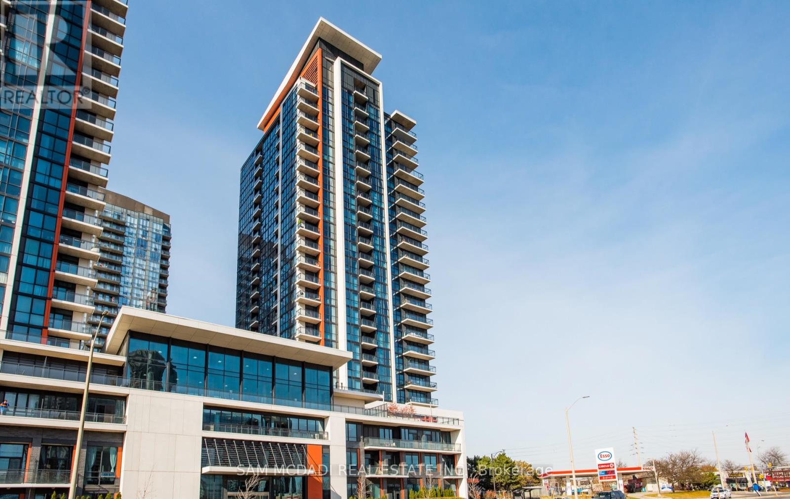 Apartment at 1602 - 55 EGLINTON AVENUE W, Mississauga (Hurontario)