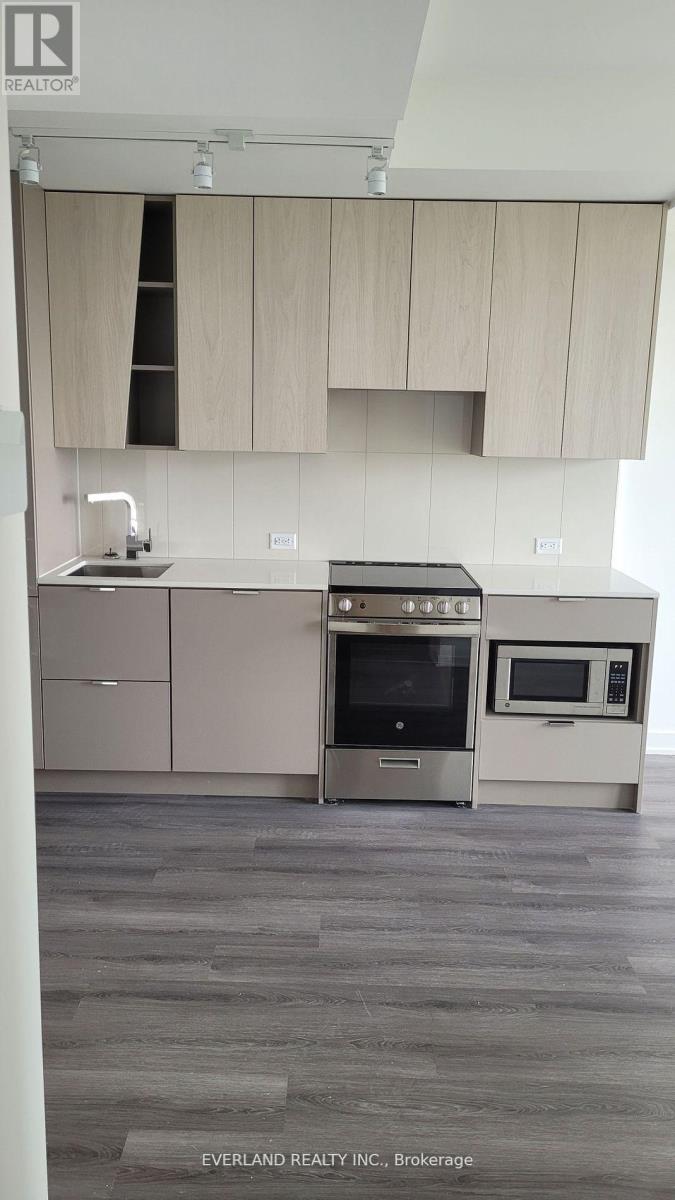 Apartment at 908 - 3883 QUARTZ ROAD, Mississauga (City Centre)