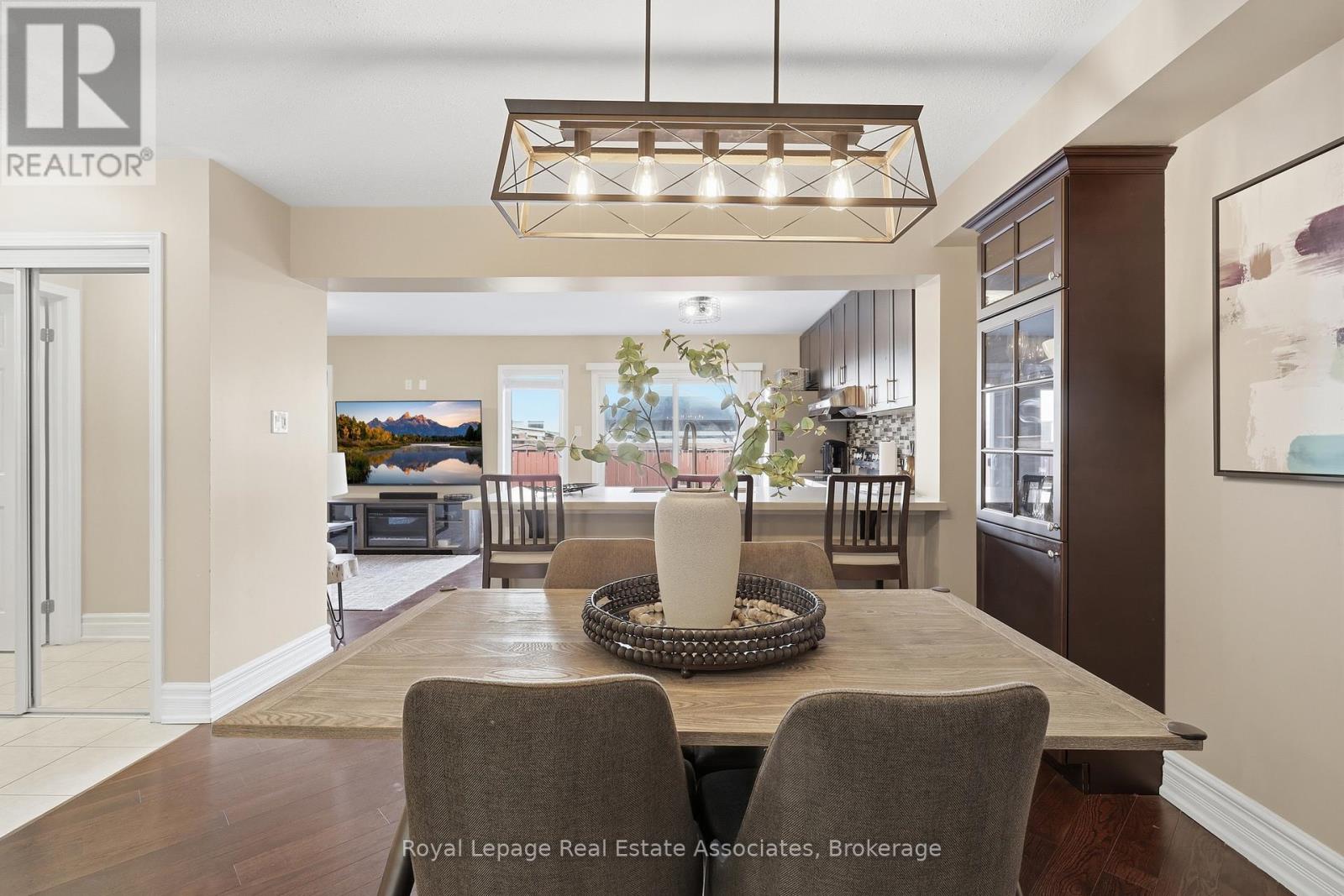 Townhouse at 362 CAVANAGH LANE, Milton