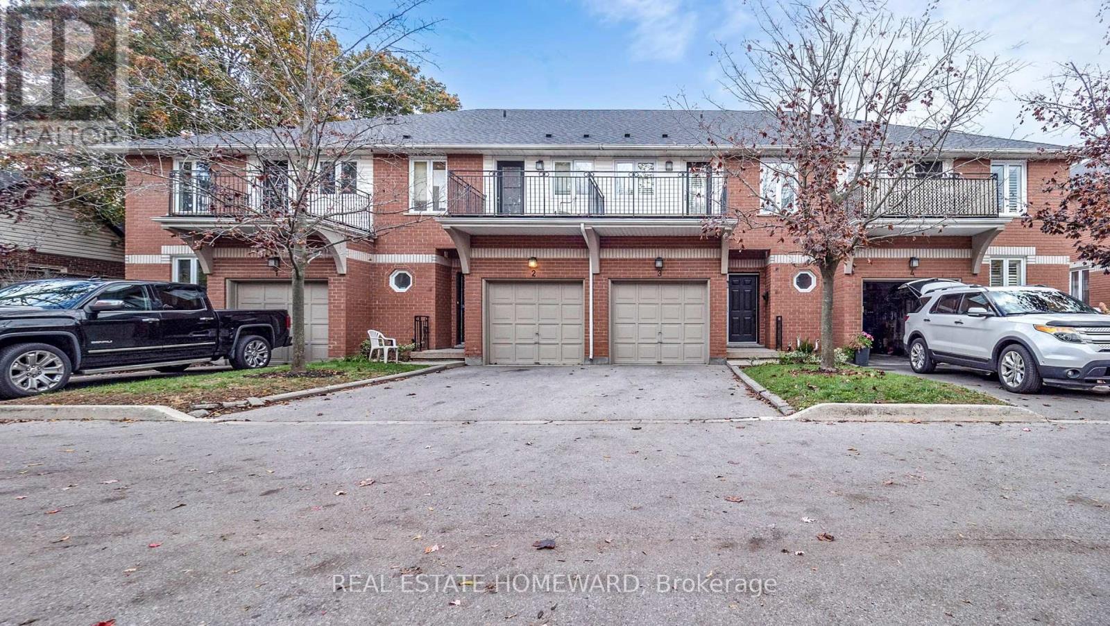 Townhouse at 3 - 476 WALKER'S LINE, Burlington (Roseland)