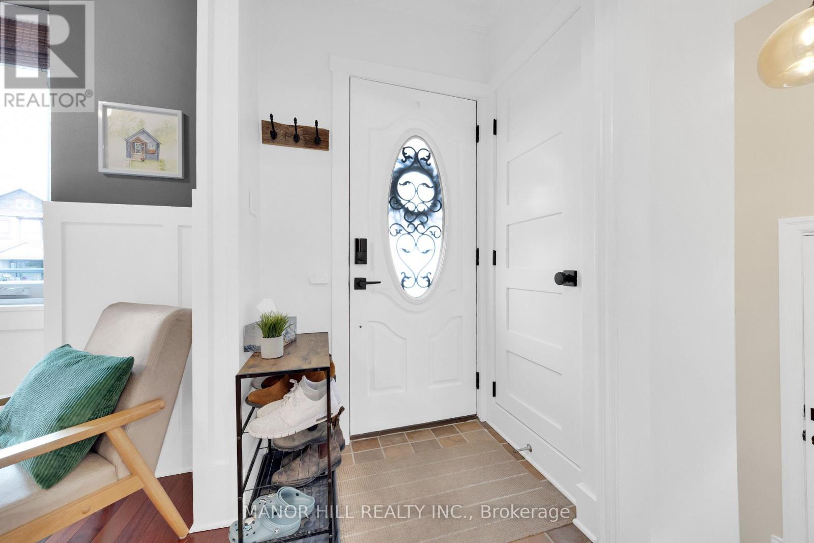 Detached at 70 BERNICE CRESCENT, Toronto