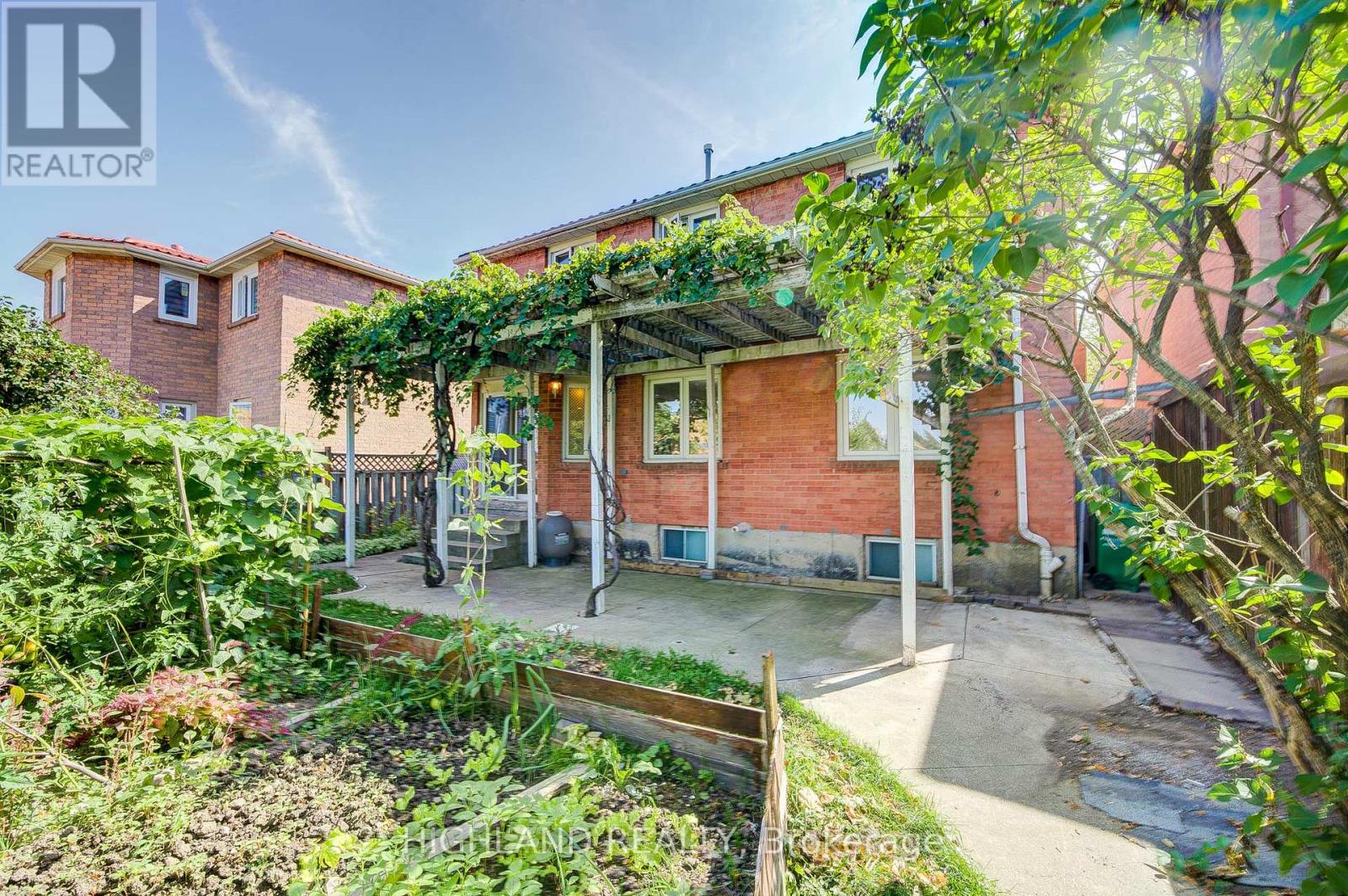 Detached at 257 HUNTINGTON RIDGE DRIVE, Mississauga