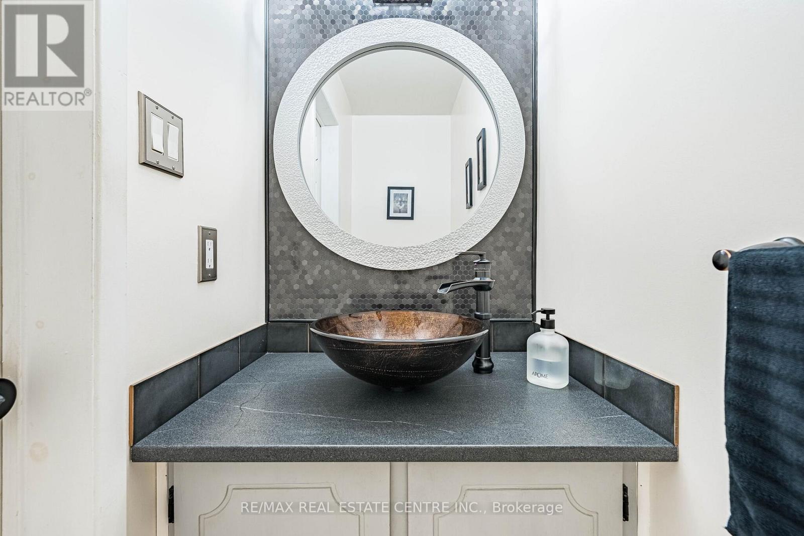 Detached at 72 MALABAR CRESCENT, Brampton