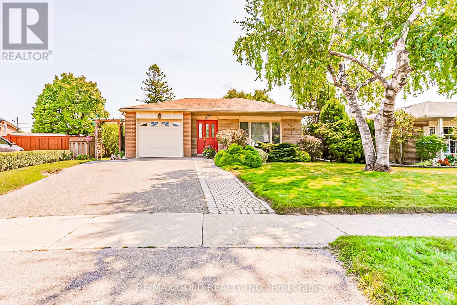 Detached at 21 ABERDEEN CRESCENT, Brampton (Avondale)