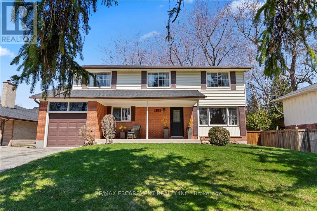 Detached at 1193 SIXTH LINE, Oakville (CP College Park)