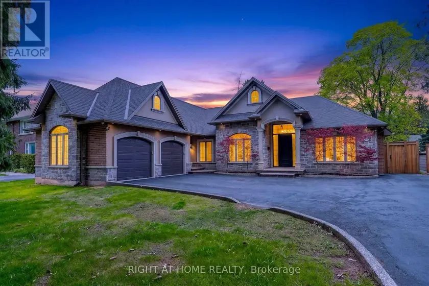 Detached at 775 KING ROAD, Burlington
