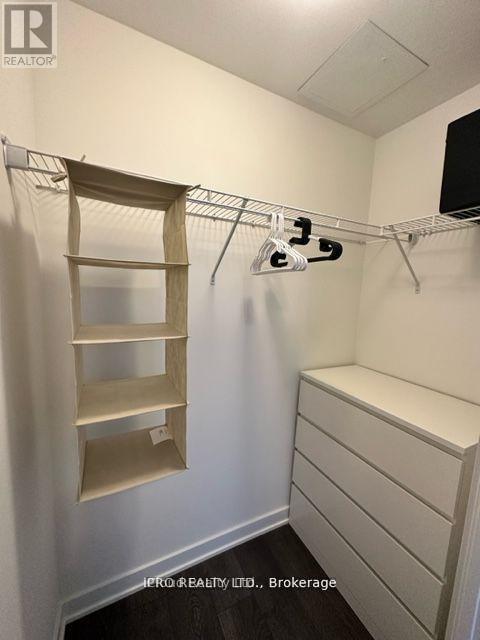 Apartment at 1105 - 4655 METCALFE AVENUE, Mississauga