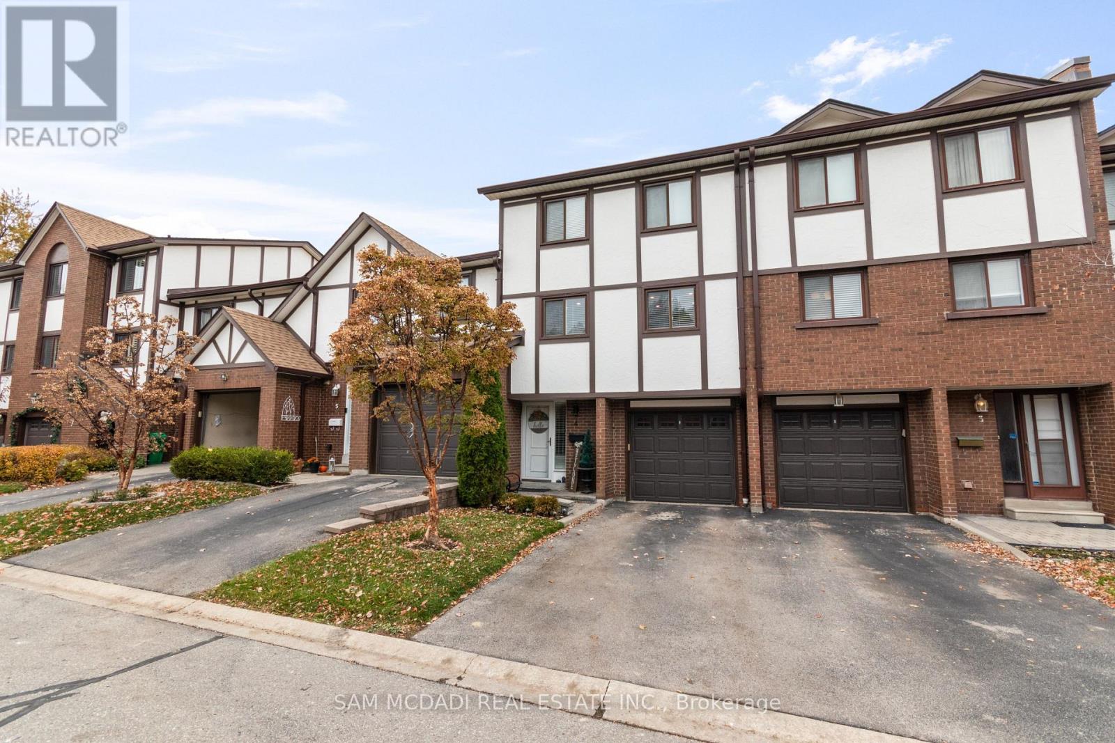 Townhouse at 4 - 4230 FIELDGATE DRIVE, Mississauga (Rathwood)