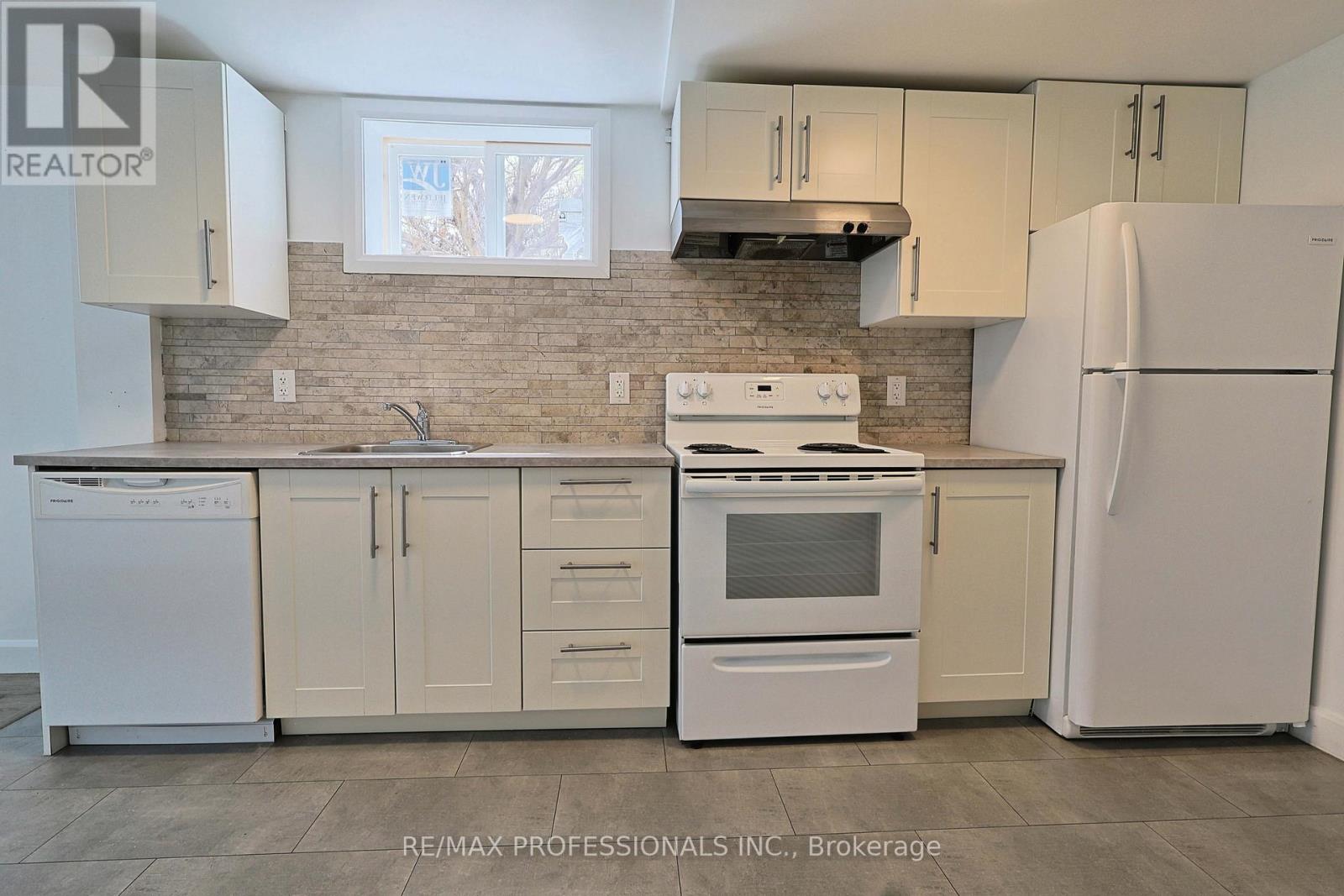 Semi-Detached/Link at LOWER - 2688 SHERHILL DRIVE, Mississauga
