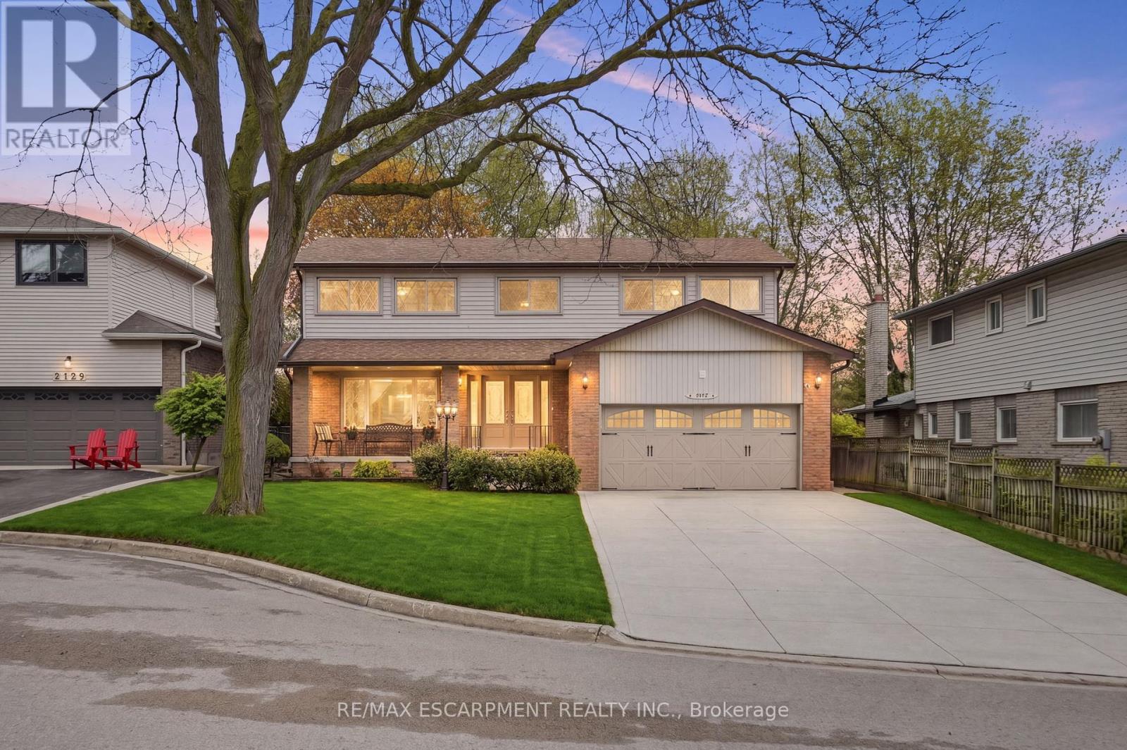 Detached at 2127 LARABEE COURT, Burlington (Brant Hills)