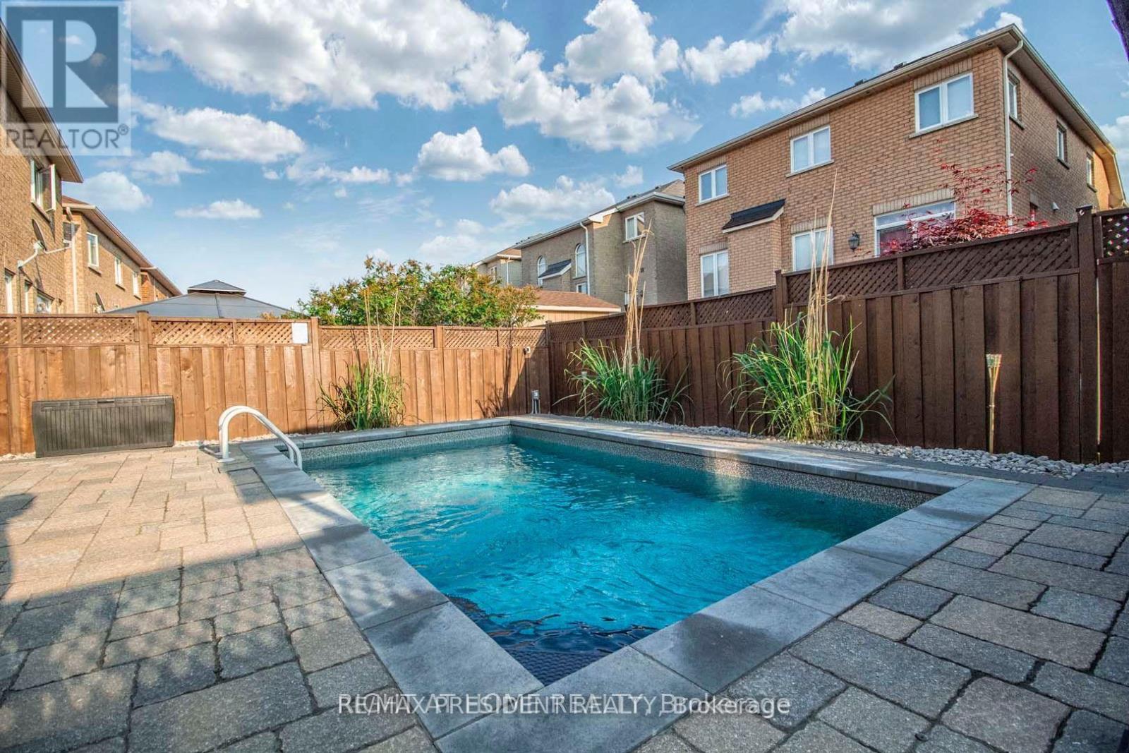 Detached at 44 ROBITAILLE DRIVE, Brampton (Sandringham-Wellington)