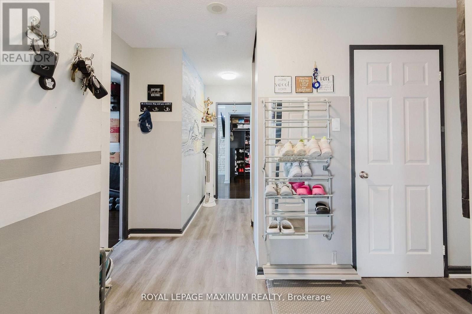 Apartment at 1101 - 26 HANOVER ROAD, Brampton