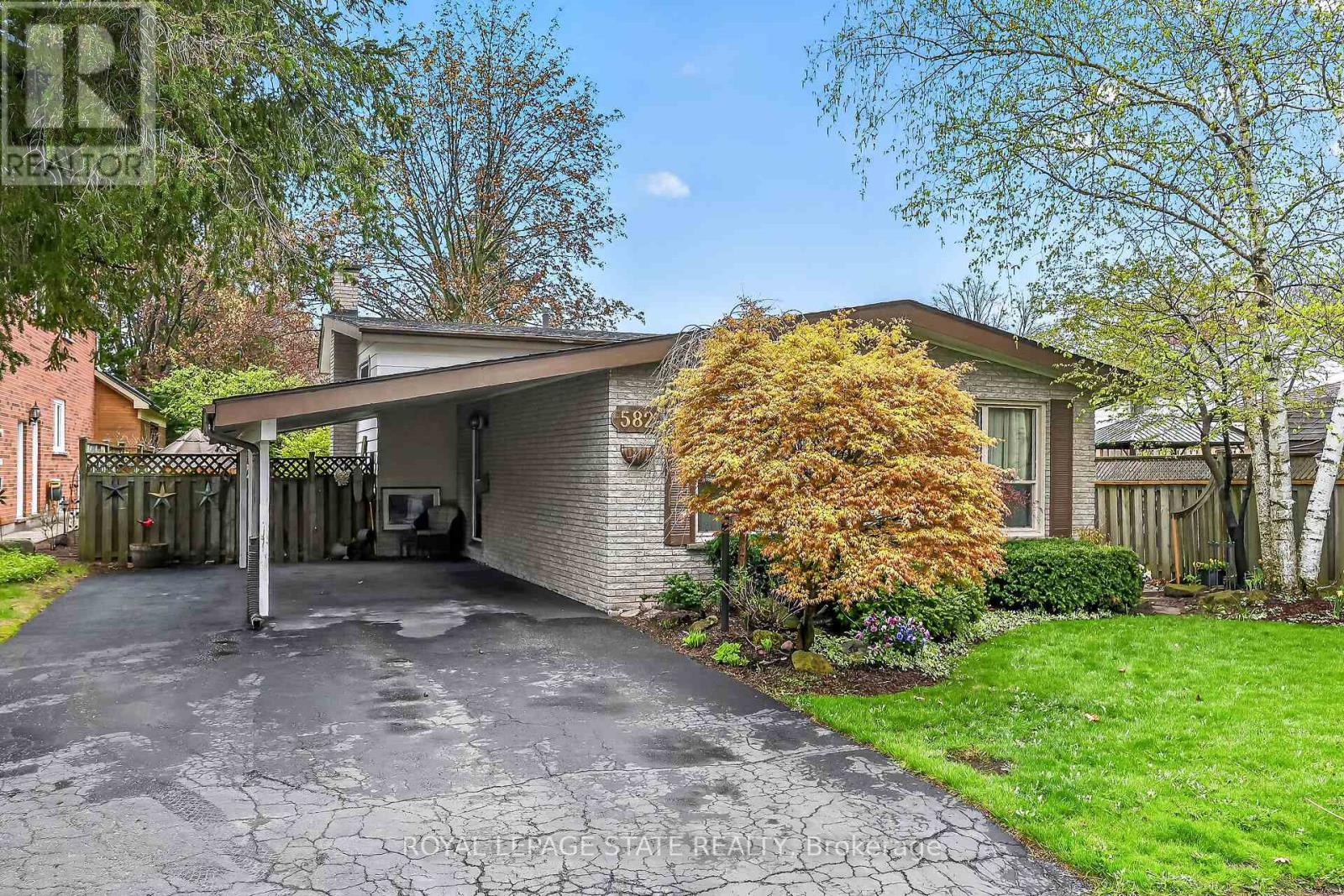 Detached at 582 WOODVIEW ROAD, Burlington (Roseland)