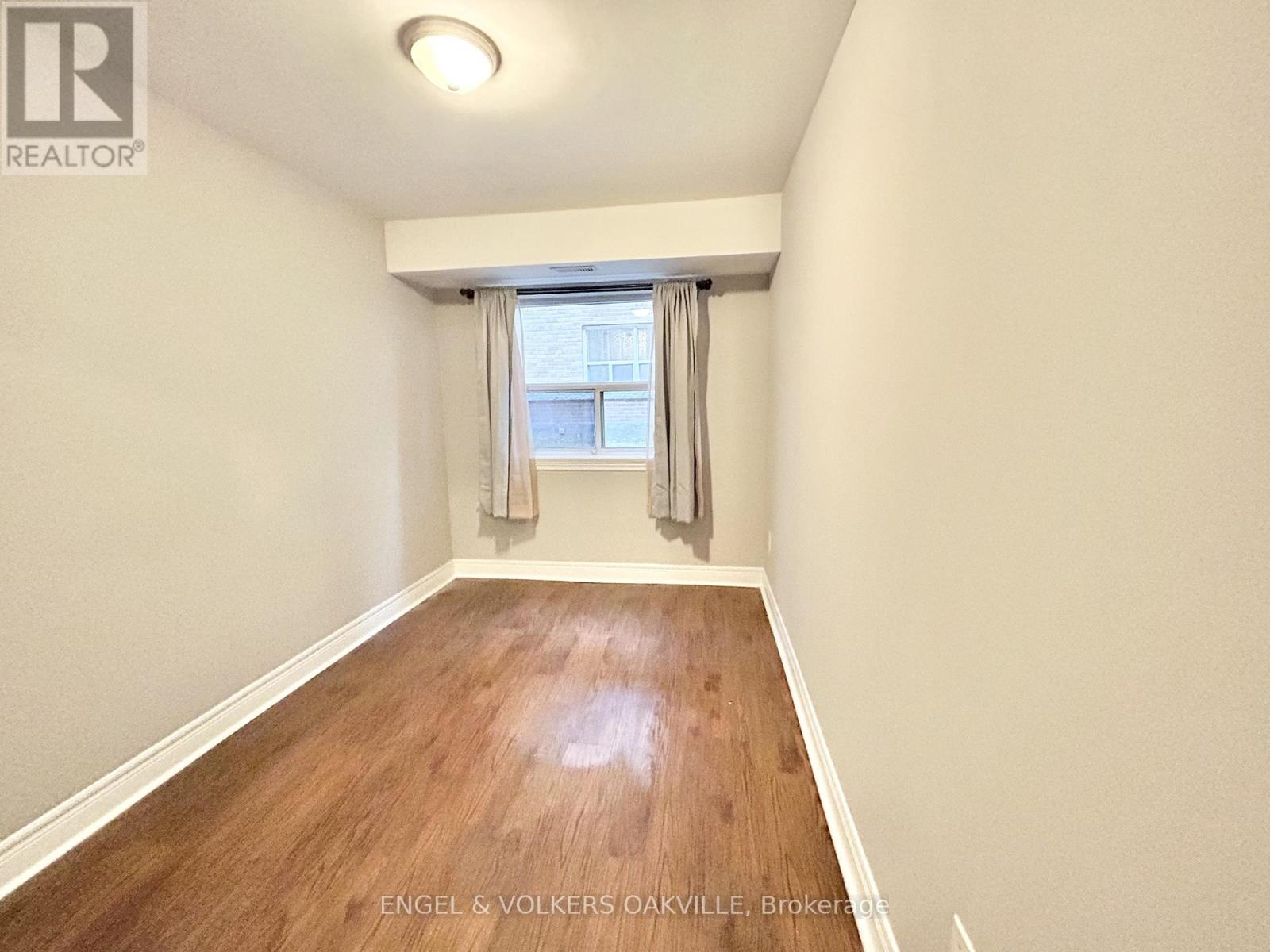 Multiplex at 108 - 9 THIRTY THIRD STREET, Toronto