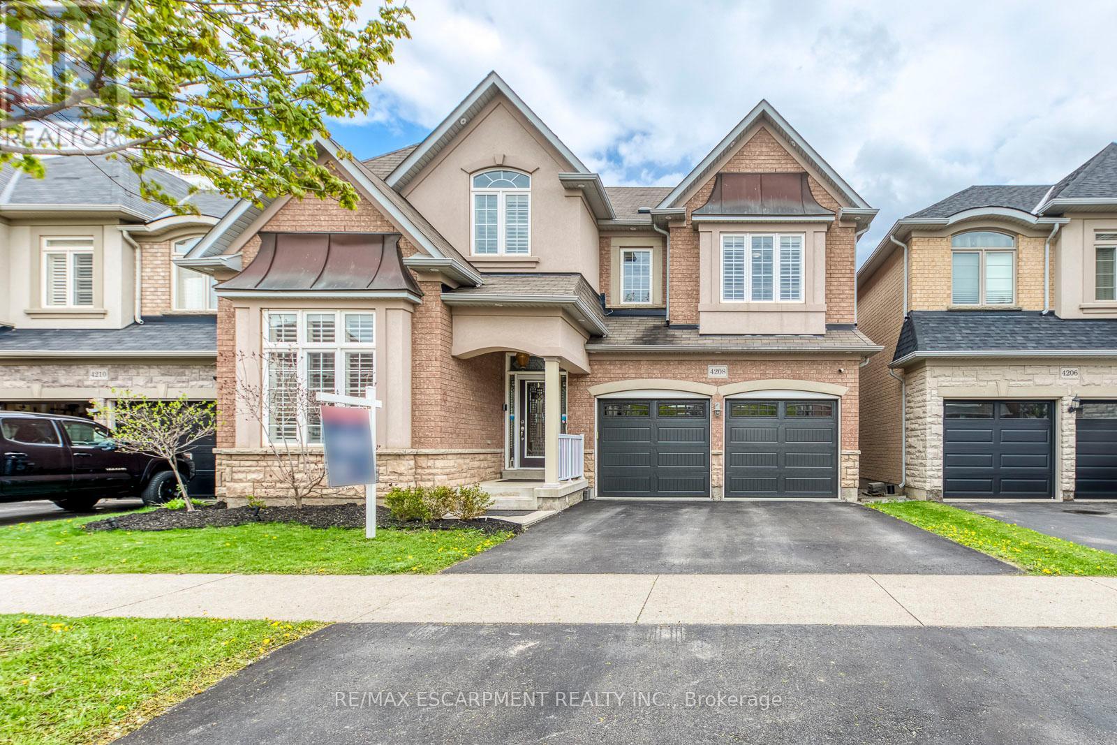 Detached at 4208 FULLER CRESCENT, Burlington (Alton)