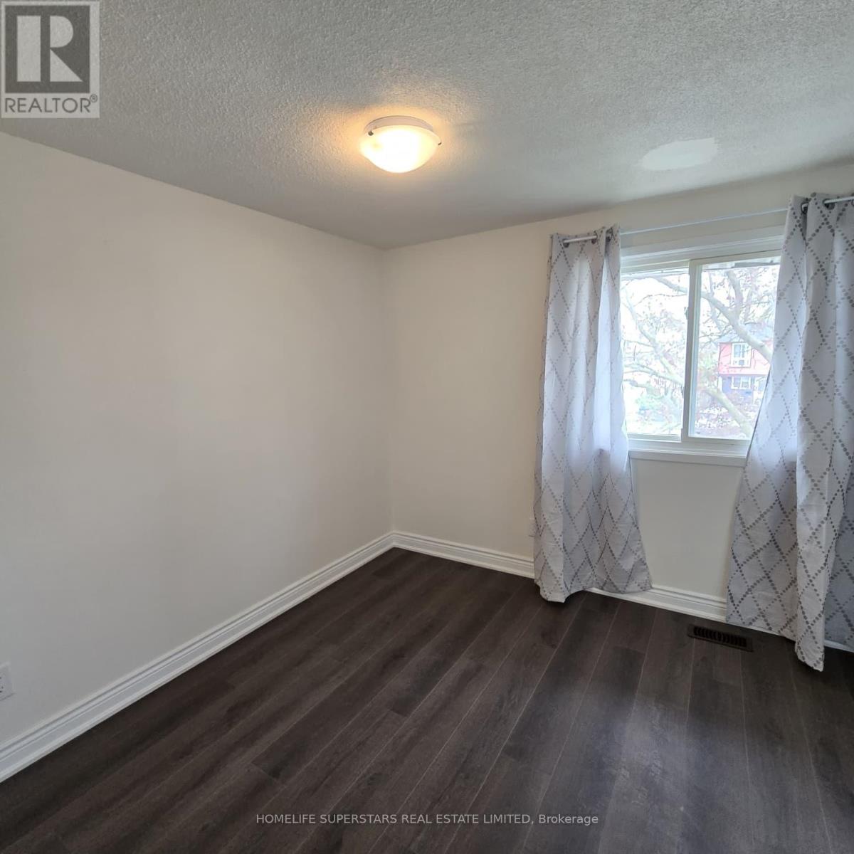Detached at 6 GROVE PARK SQUARE, Brampton