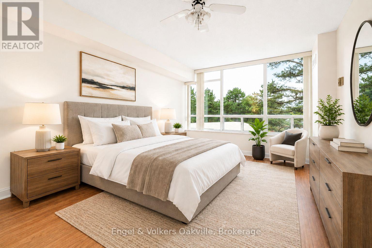 Apartment at 201 - 22 HANOVER ROAD, Brampton