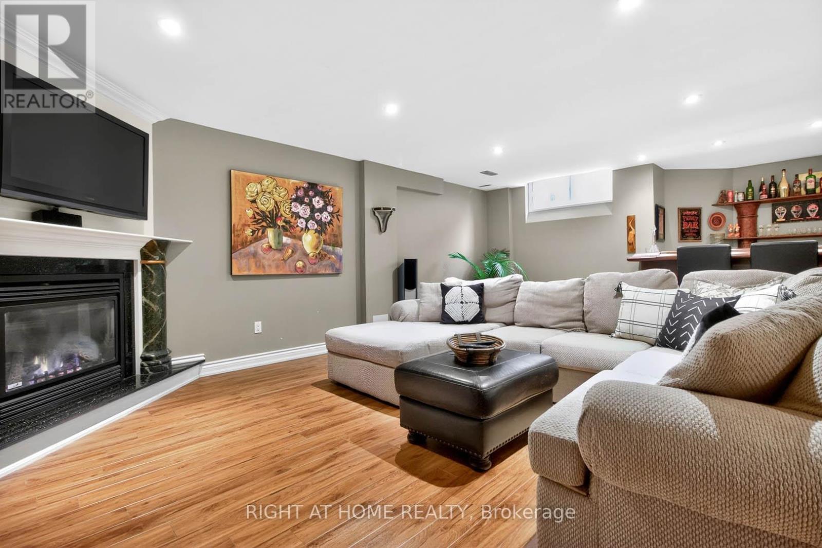Detached at 5956 RAYSHAW CRESCENT, Mississauga