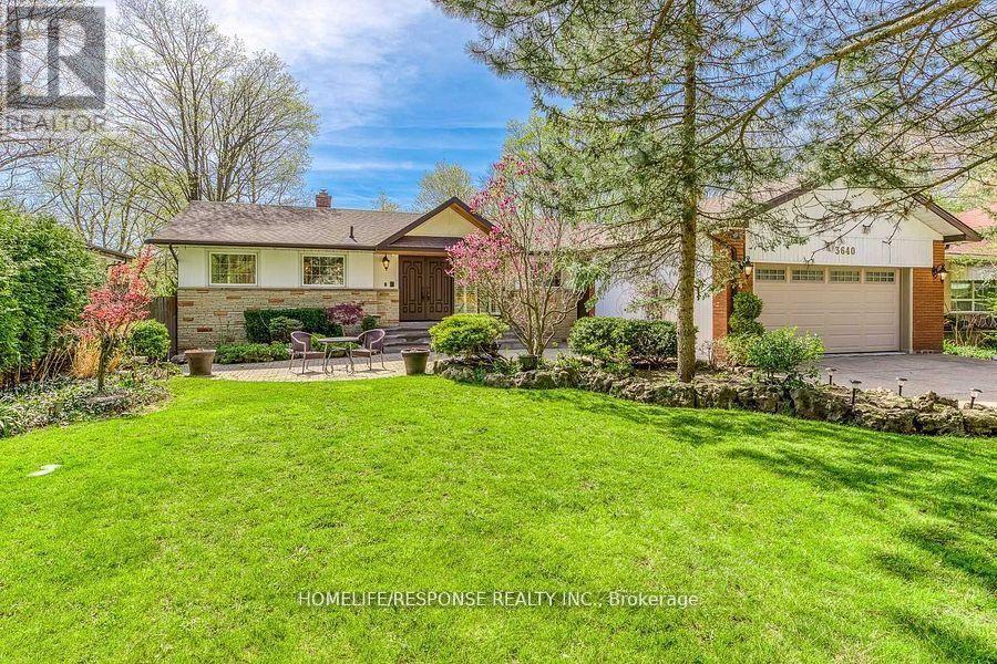 Detached at 3640 BURNBRAE DRIVE, Mississauga (Erindale)