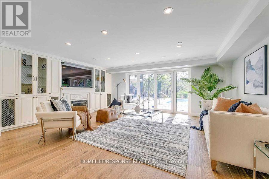 Detached at 3640 BURNBRAE DRIVE, Mississauga