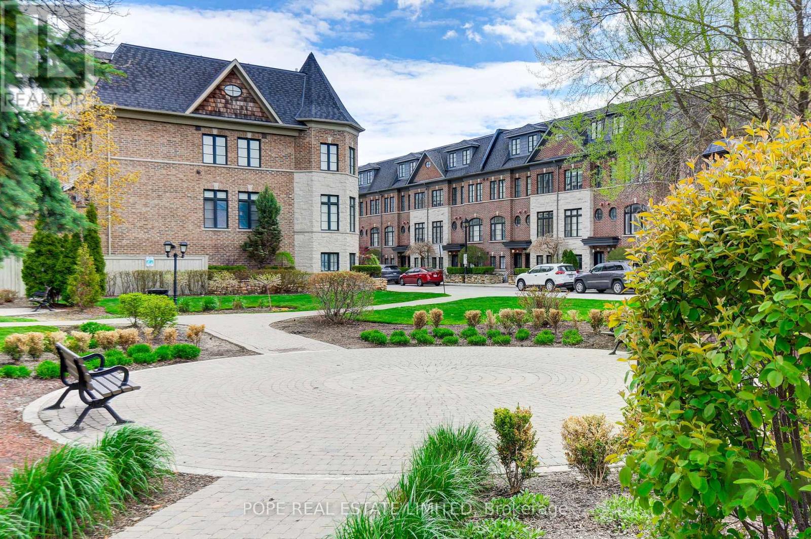 Townhouse at 21 RUBY LANG LANE, Toronto