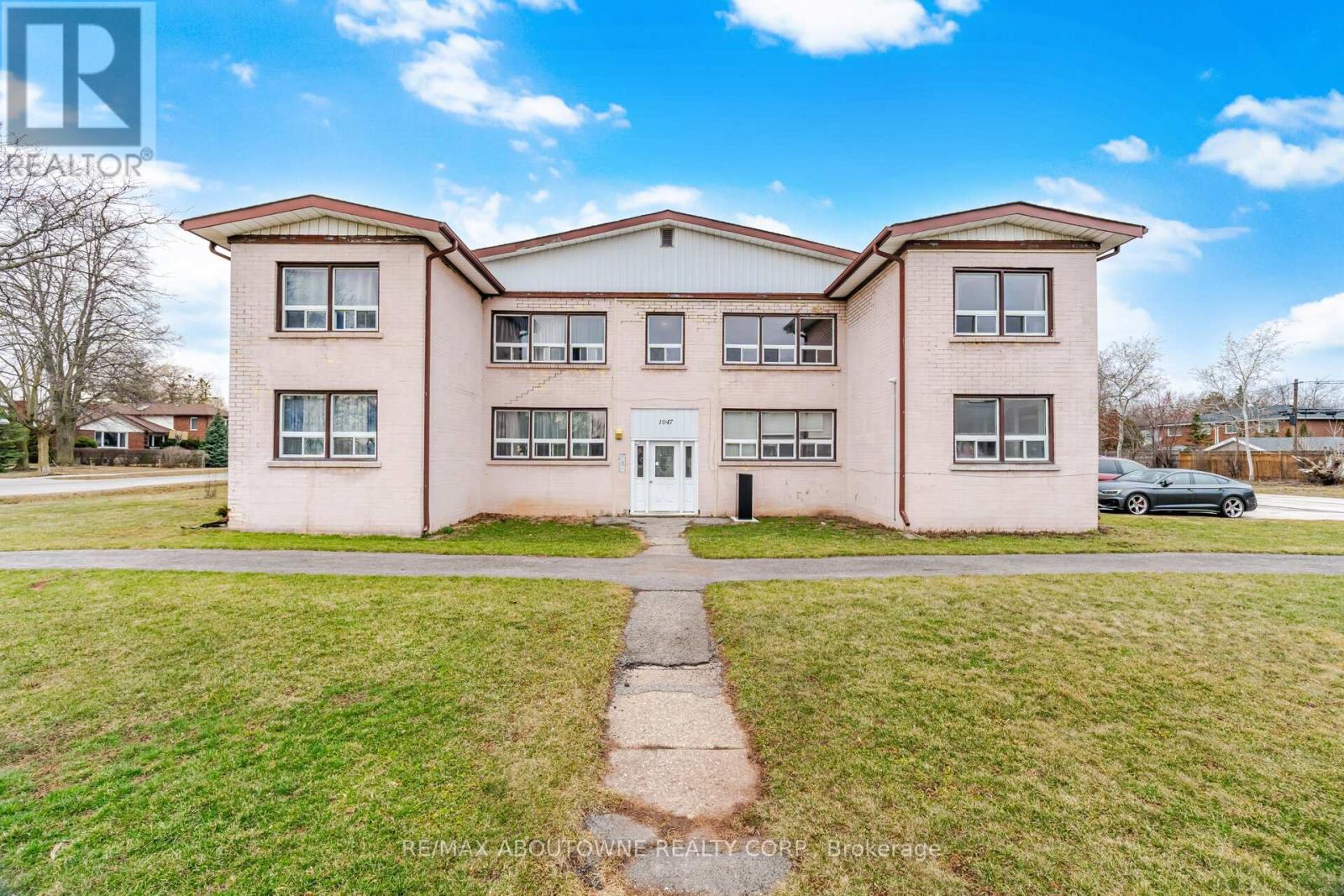 Other at 5 - 1047 CHURCHILL AVENUE E, Oakville (CP College Park)