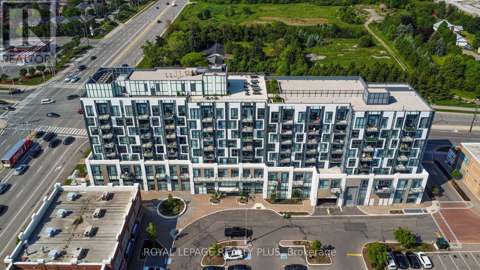 Apartment at 701 - 509 DUNDAS STREET W, Oakville (GO Glenorchy)