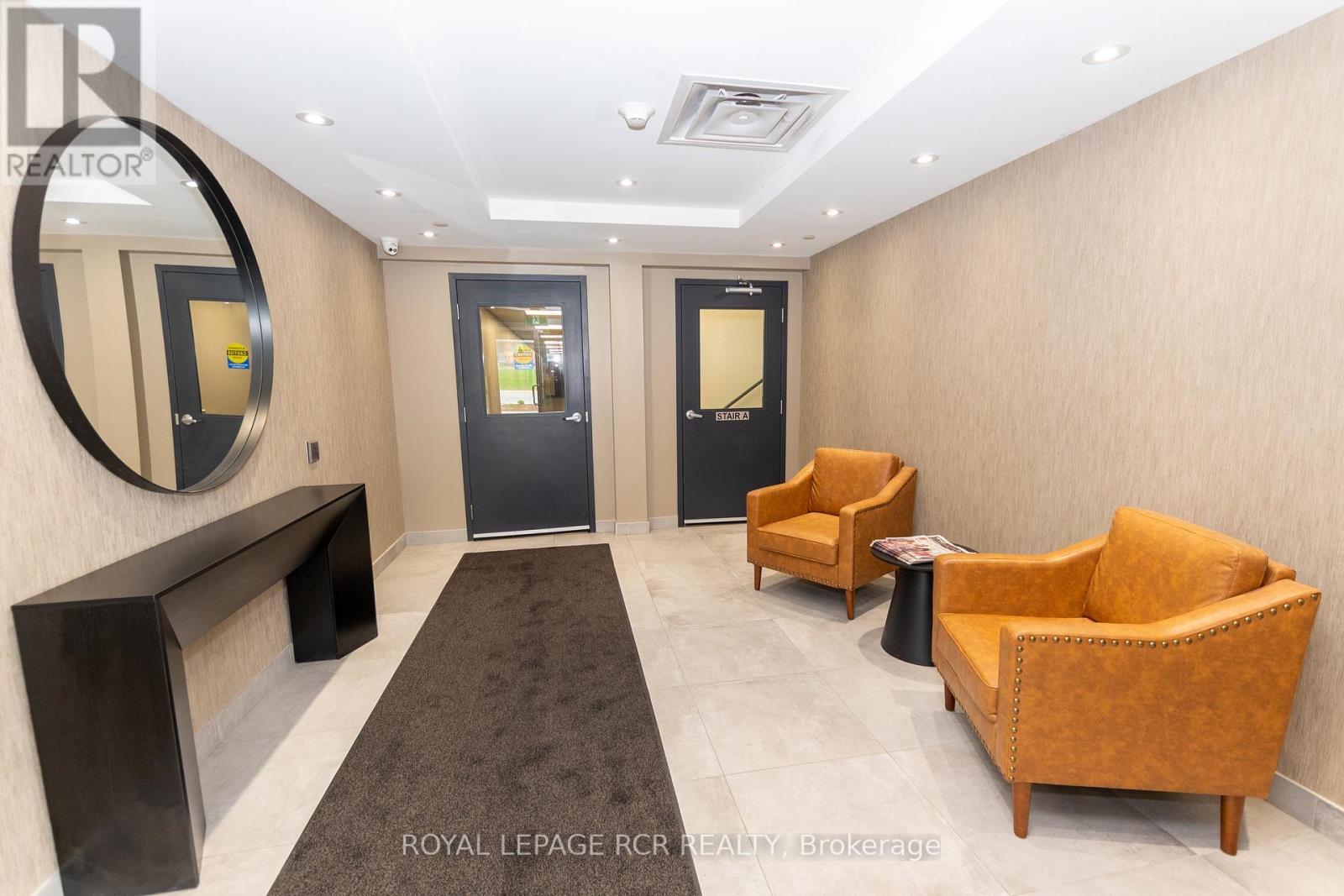 Apartment at 309 - 310 BROADWAY AVENUE, Orangeville