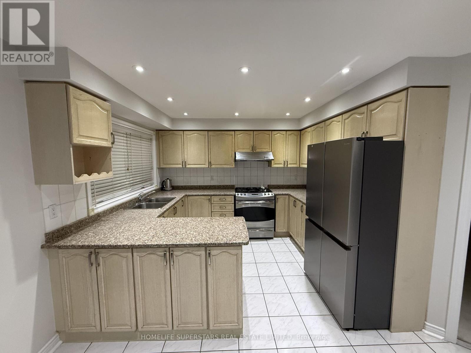 Detached at 54 HOLLYBUSH STREET, Brampton