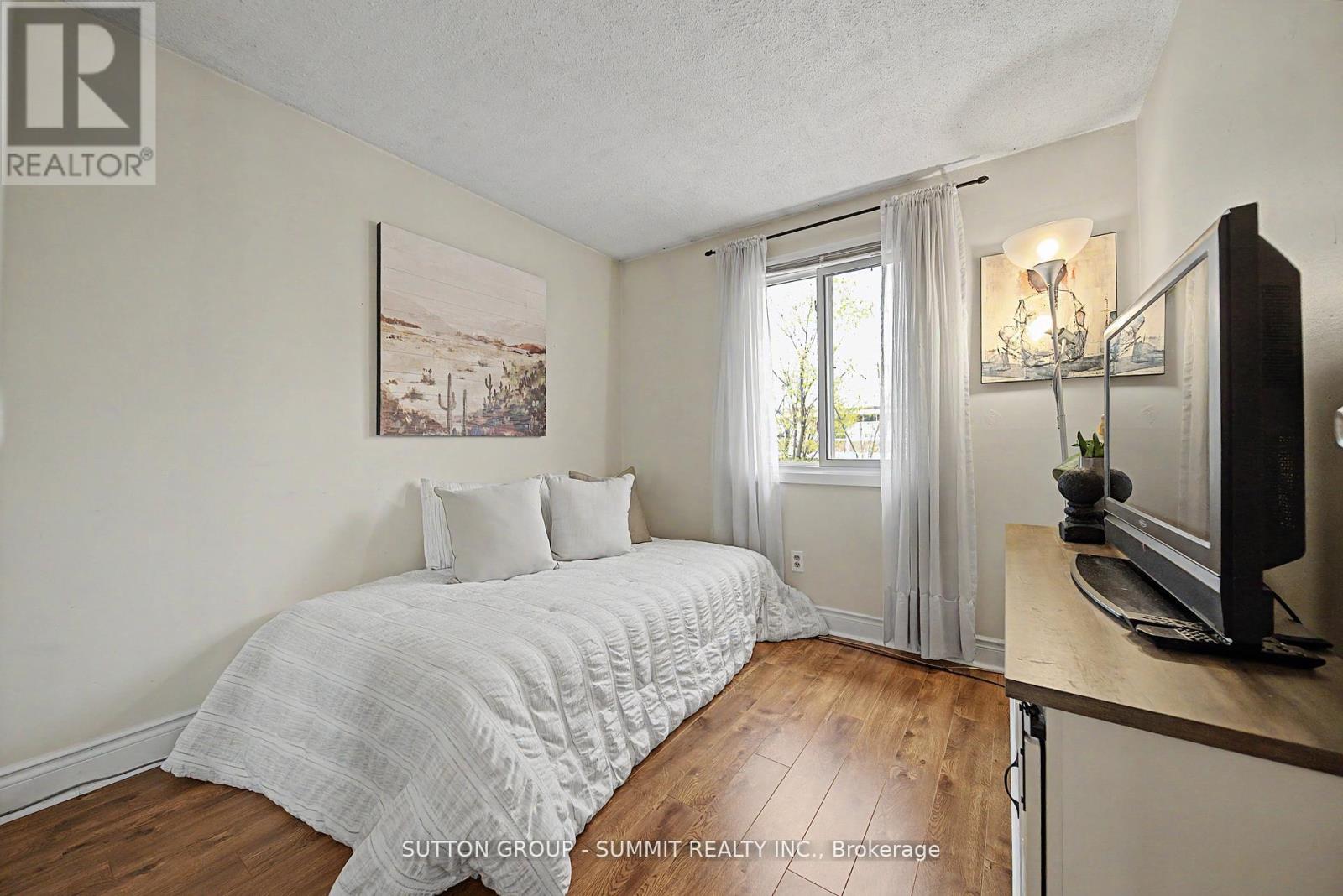 Townhouse at 61 - 45 HANSEN ROAD N, Brampton