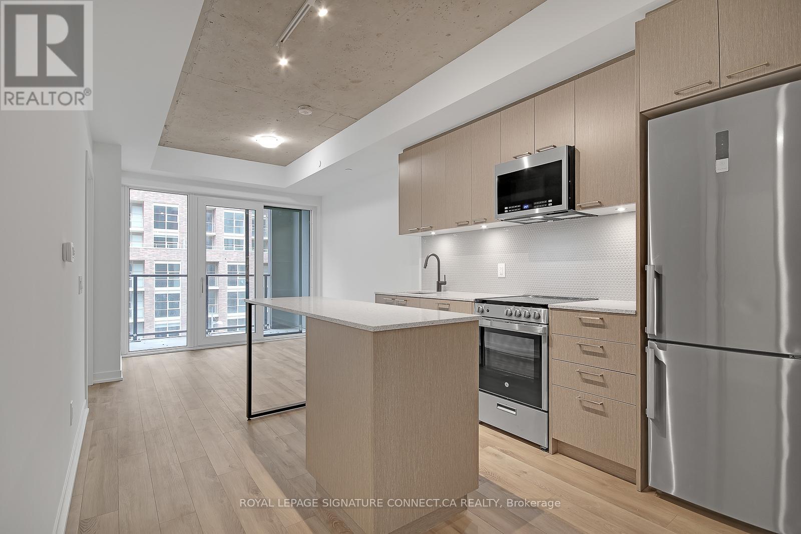 Apartment at 410 - 1808 ST CLAIR AVENUE, Toronto (Weston-Pellam Park)