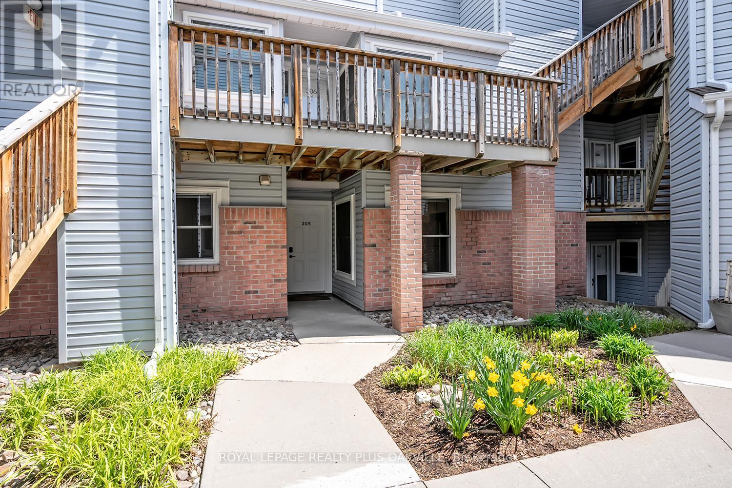 Townhouse at 205 - 1220 THORPE ROAD, Burlington (Brant)