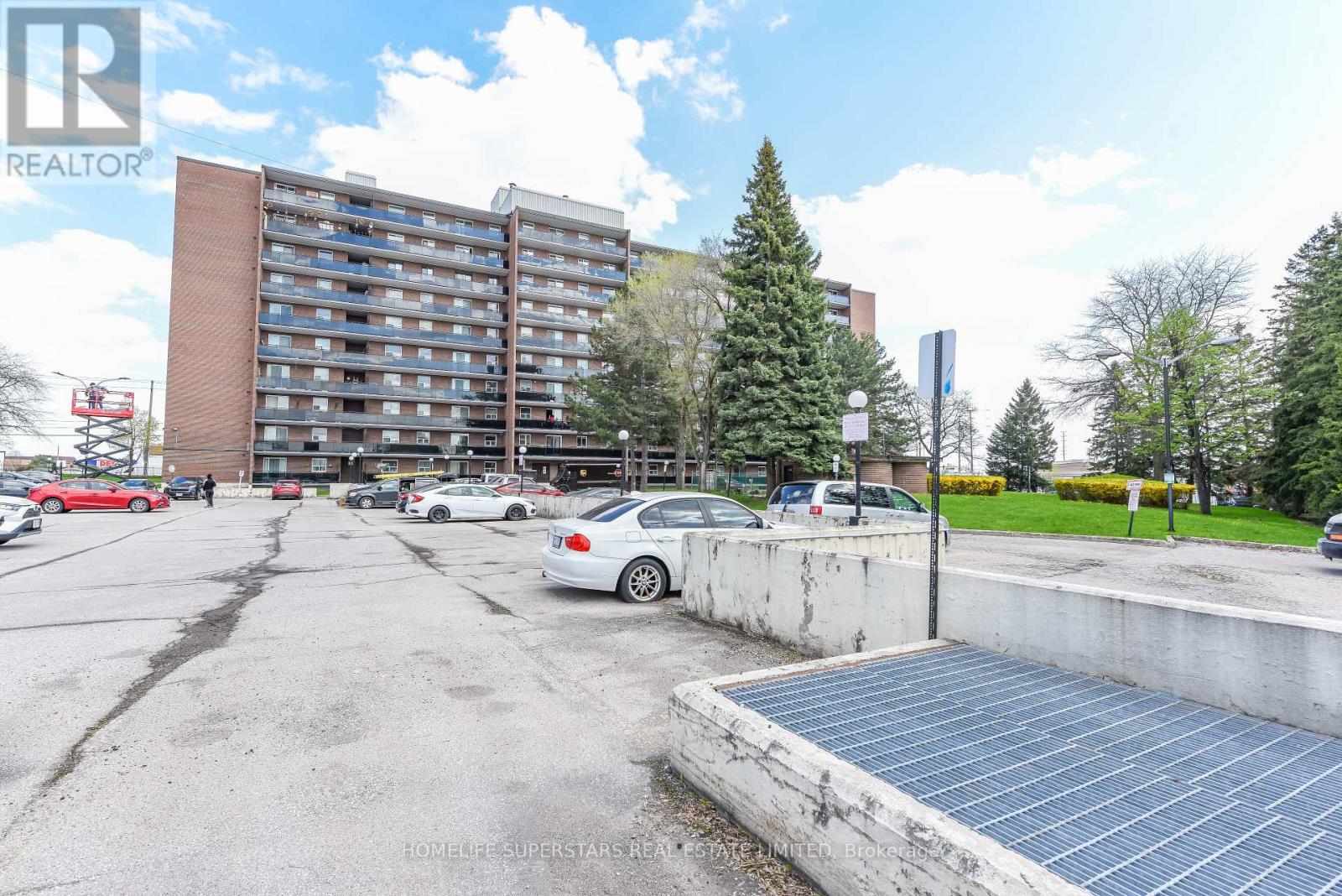 Apartment at 511 - 3533 DERRY ROAD E, Mississauga (Malton)