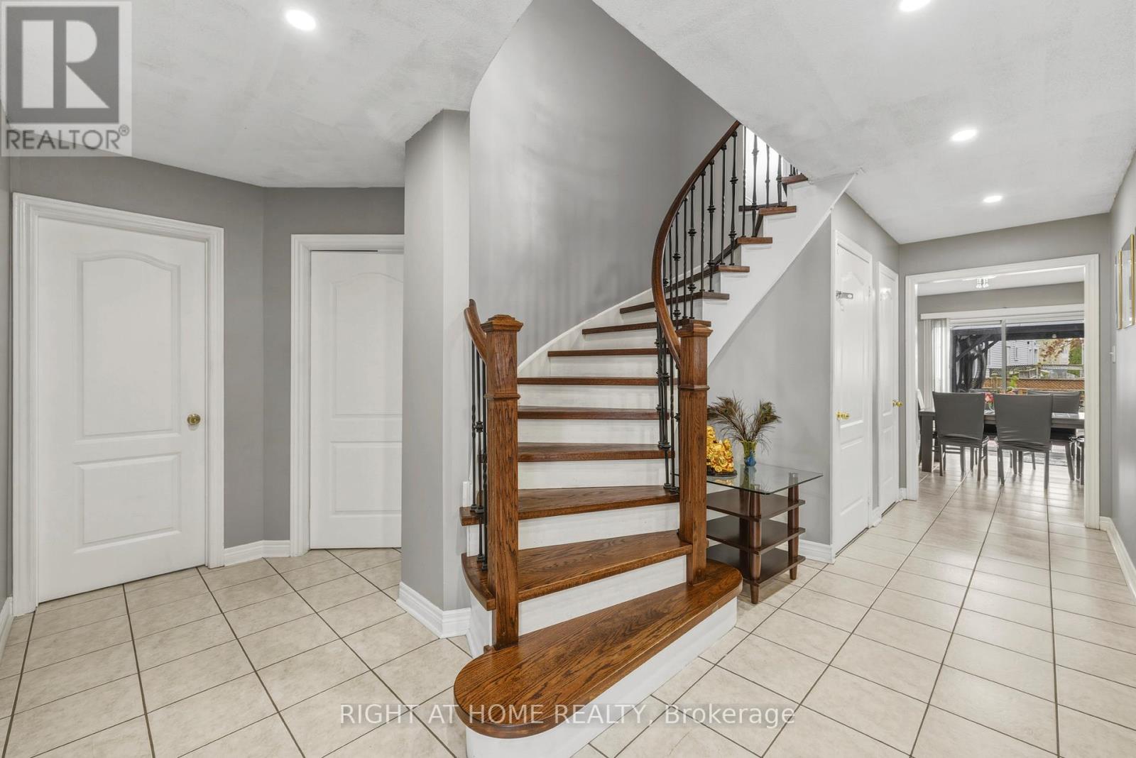 Detached at 8 FLETCHERS CREEK BOULEVARD, Brampton
