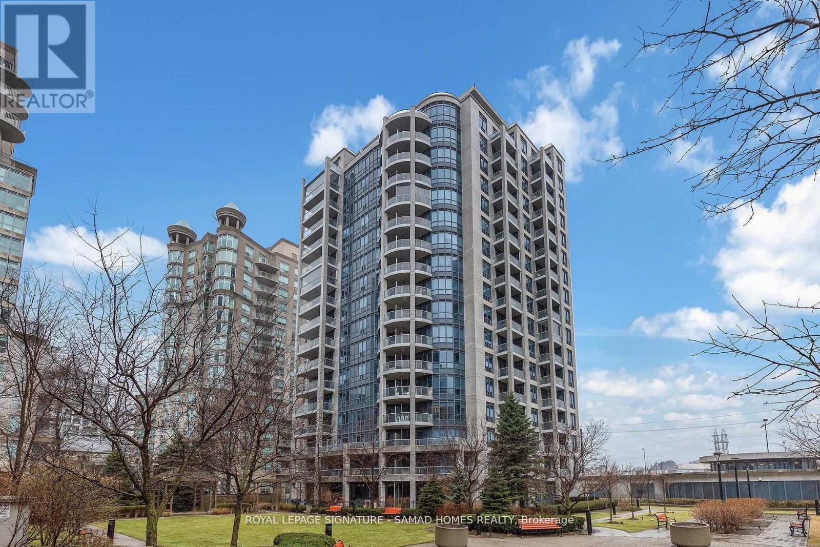 Apartment at 1004 - 2087 LAKE SHORE BOULEVARD W, Toronto (Mimico)
