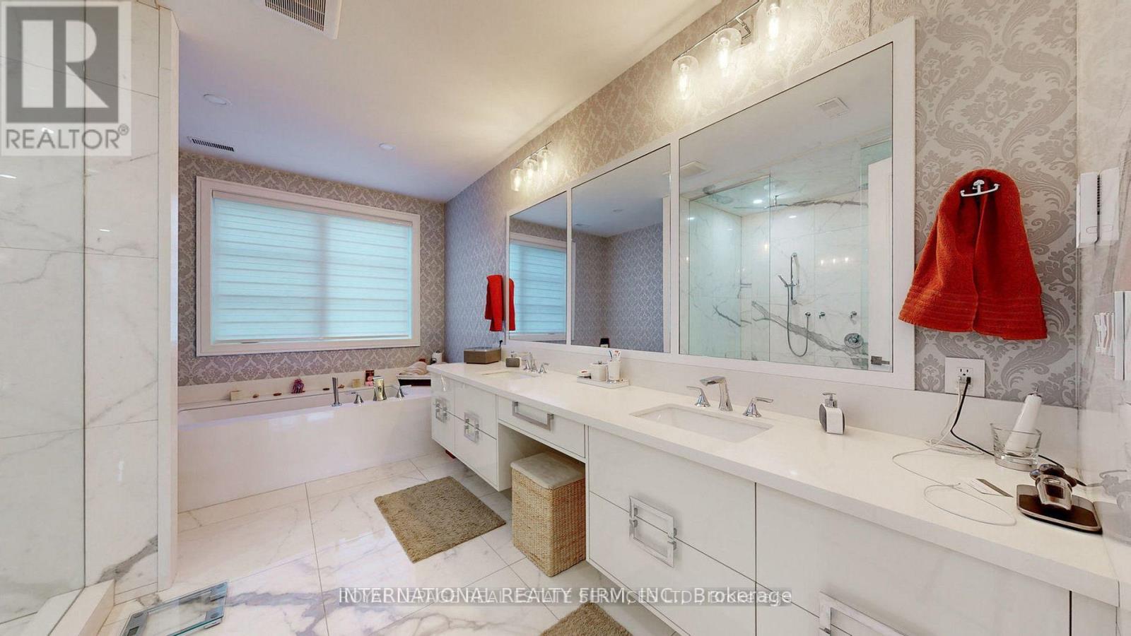 Detached at 1286 CAMBRIDGE DRIVE, Oakville