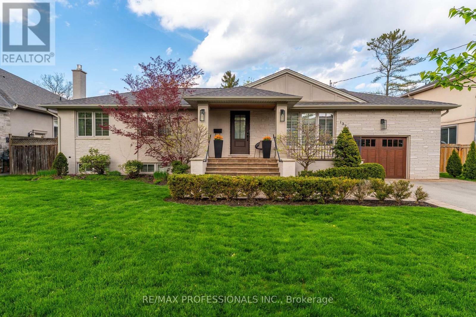 Detached at 1326 STANBURY ROAD, Oakville (WO West)