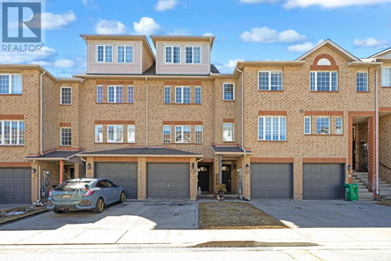 Townhouse at 119 SPADINA ROAD, Brampton (Brampton West)
