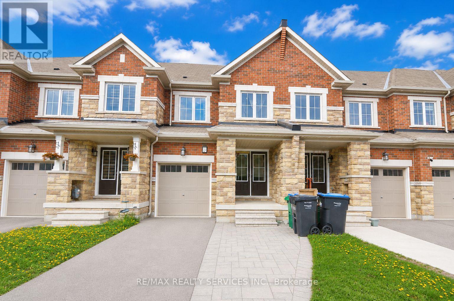 Townhouse at 124 GOLDEN SPRINGS DRIVE, Brampton (Northwest Brampton)